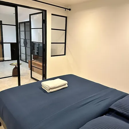 Appartement Modern 2 Bedroom In Vibrant 11 Paris